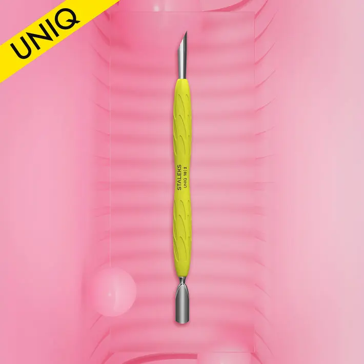 Empujador de Manicura Gummy UNIQ 10 TYPE 2 Mango de Silicona Amarillo STALEKS