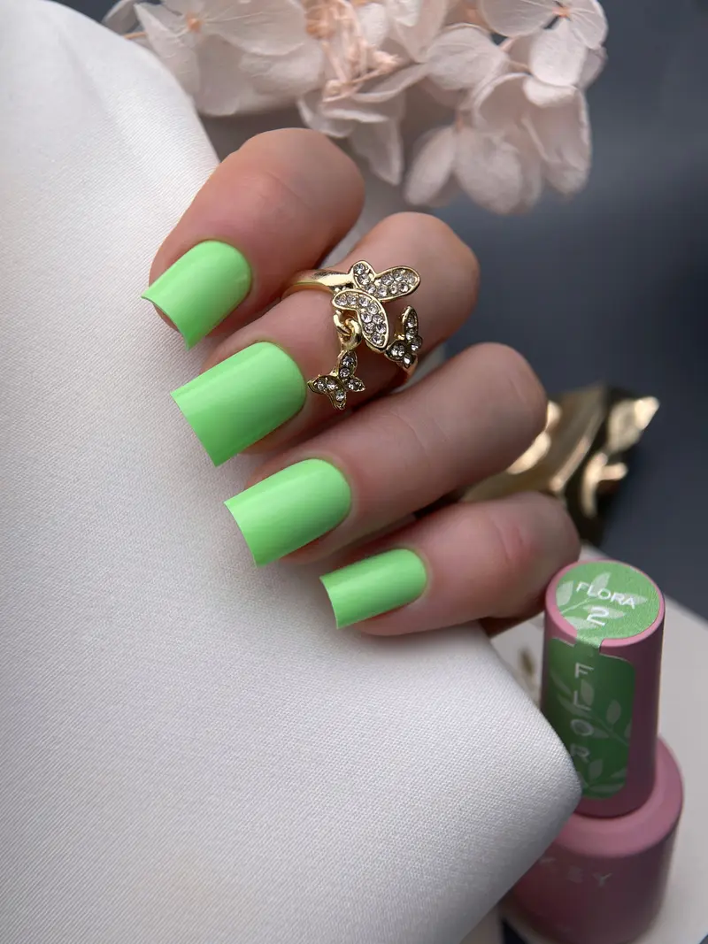 Esmalte en gel DE LA RO FLORA 02 12 ML
