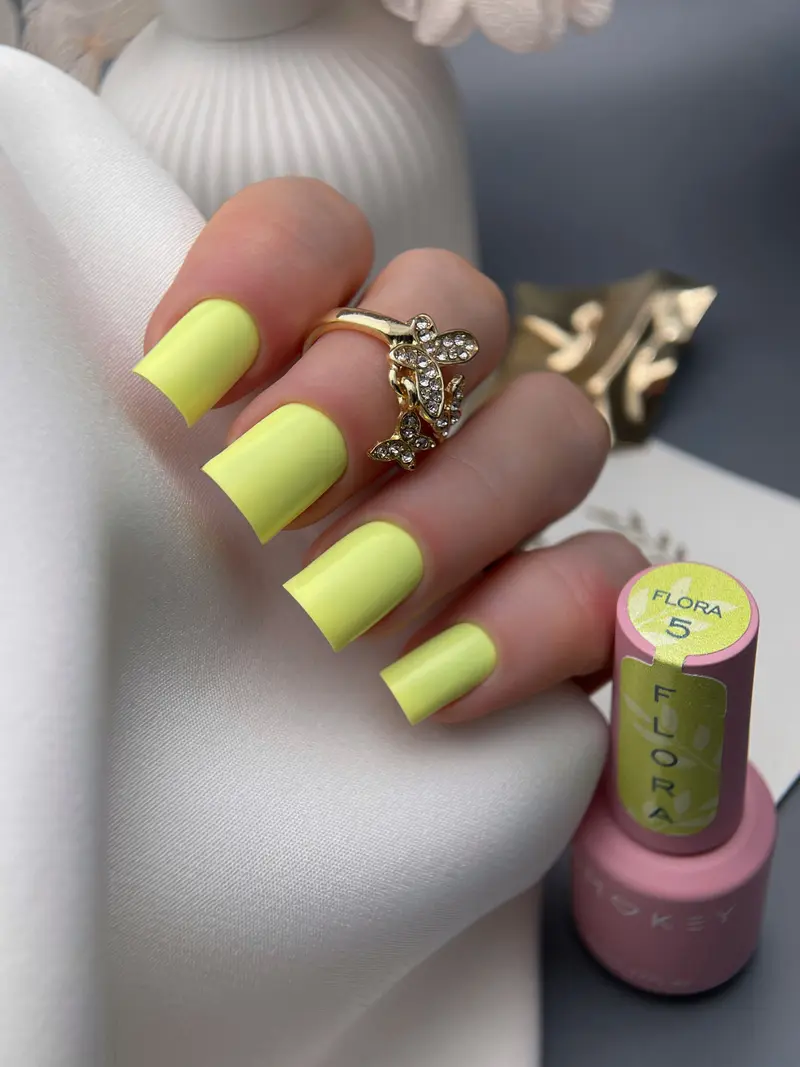Esmalte en gel DE LA RO FLORA 05 12 ML