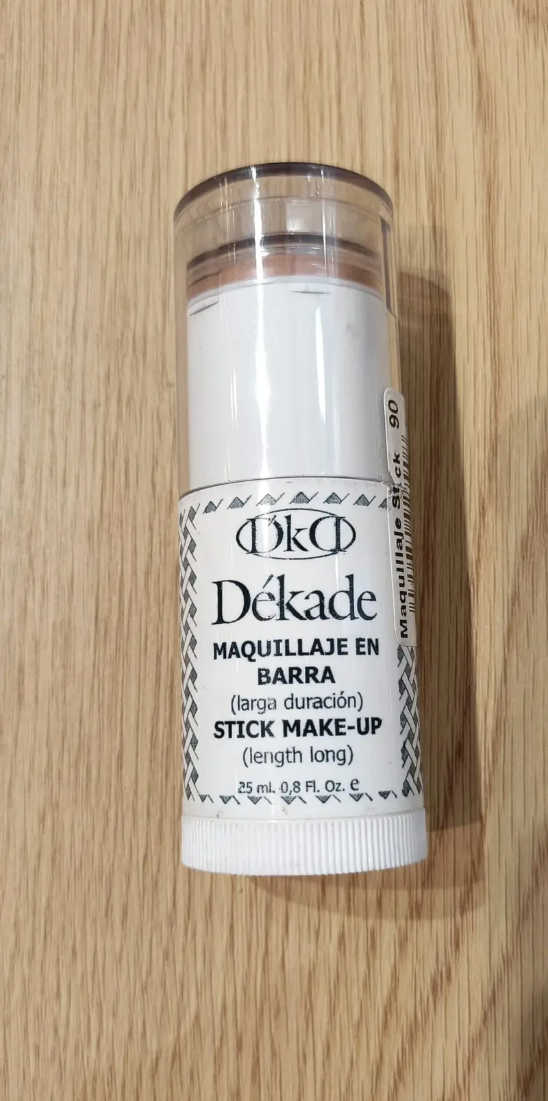 Maquillaje en barra de alta cobertura Dekade