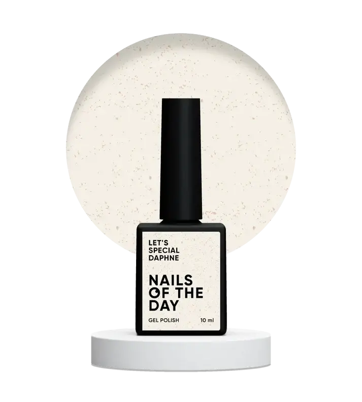 NAILSOFTHEDAY Let’s special Daphne Lechoso Con Brillo Dorado
