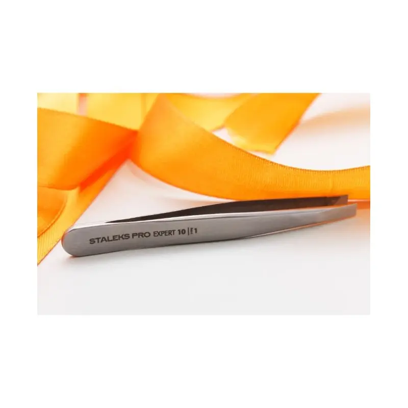 Pinza para las cejas CLASSIC 10/1 - Staleks